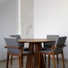 mesa de jantar redonda 120cm natural cecilia amadeirada com 4 cadeiras estofadas isabela cinza 3