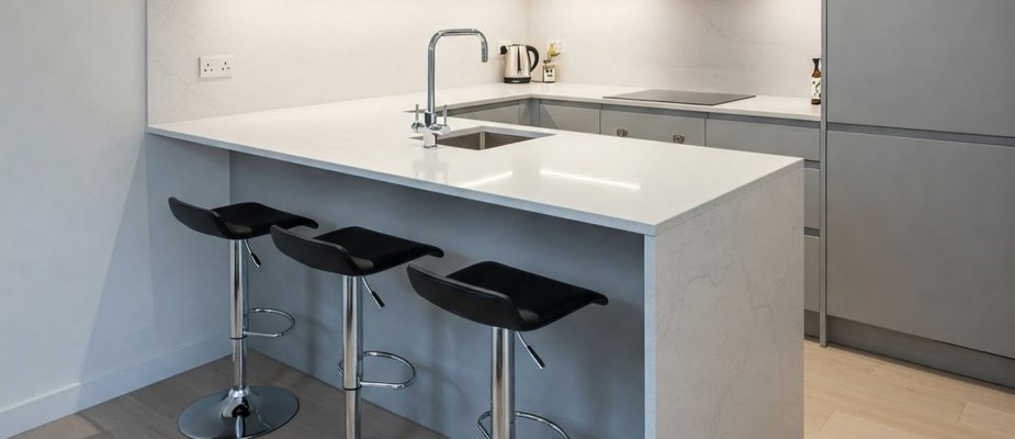 Como Escolher a Banqueta Ideal para Cozinha Americana ou Balcão Como Escolher a Banqueta Ideal para Cozinha Americana ou Balcão
