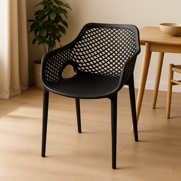 cadeira de jantar design suits cor preta em polipropileno empilhavel com bracos design colmeia vazado magazine decor 3