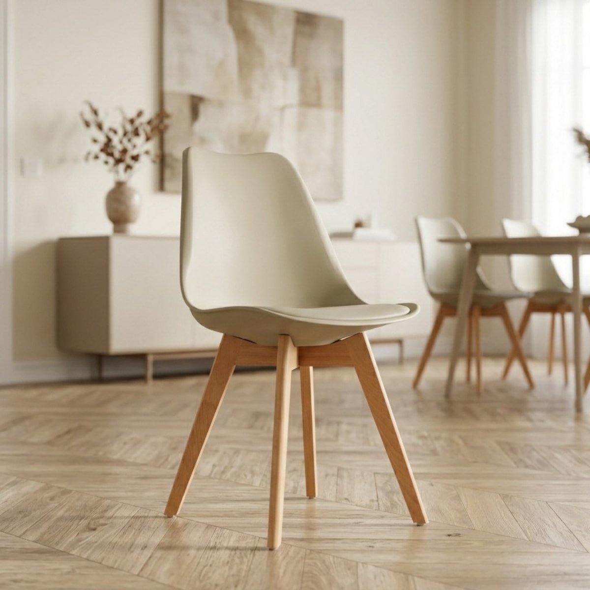 Uma imagem da cadeira Eames Wood Nude.